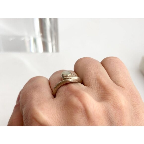 Modernist Navajo Mother of Pearl 925 Sterling Silver Vintage Ring - sz 7.25 - Picture 8 of 14